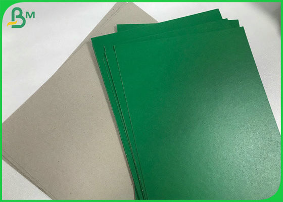 오래가는 1.5 밀리미터 1.8 밀리미터 재활용된 녹색 말 탄 회색 종이 마분지는 70 * 100 센티미터를 시트로 덮습니다